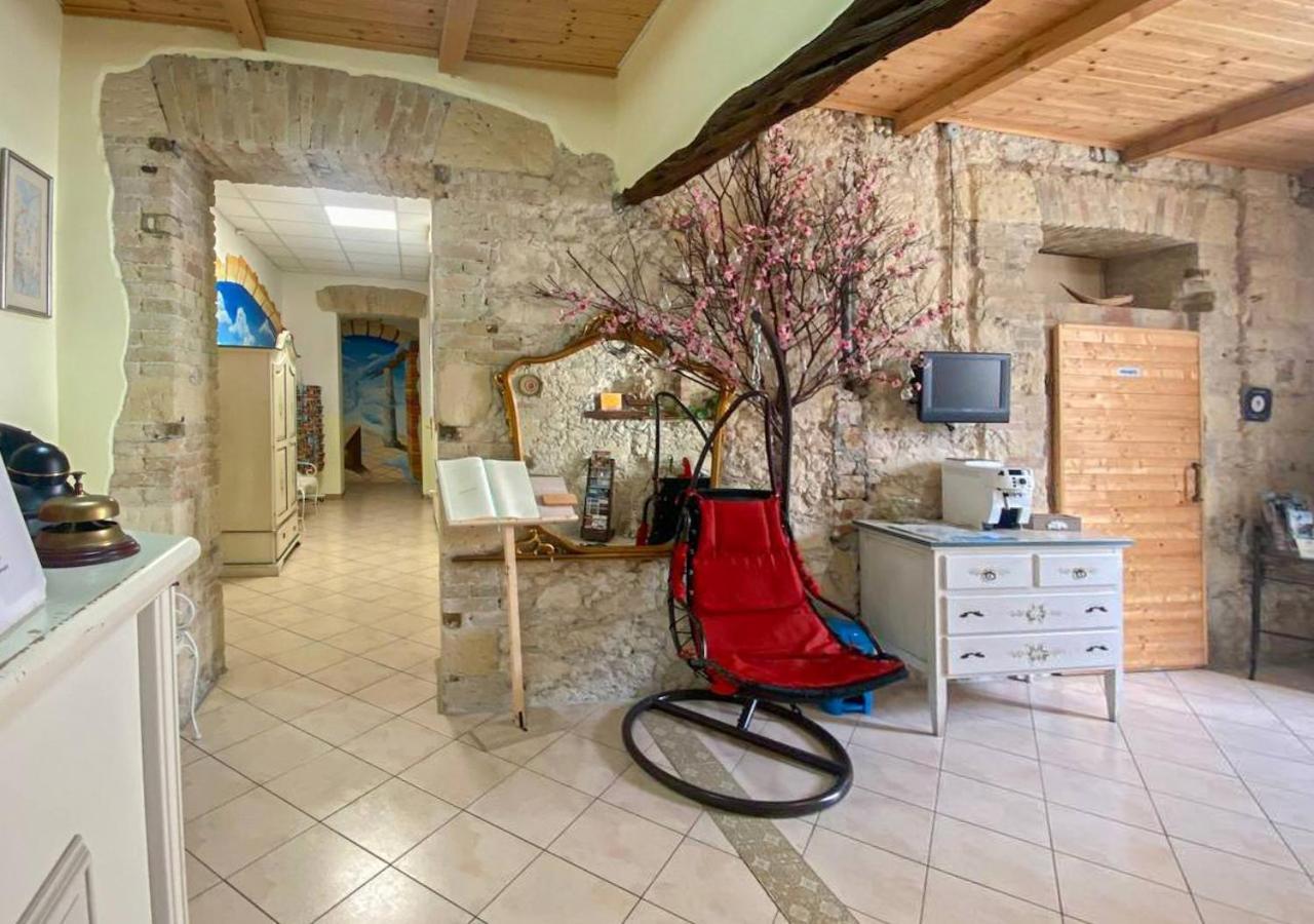 Le Tre Stelle Hotel Cagliari Exterior foto